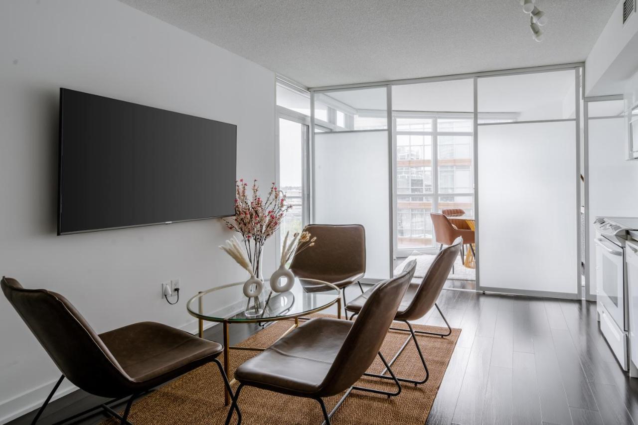 The Perfect Getaway Apartment Toronto Exterior photo
